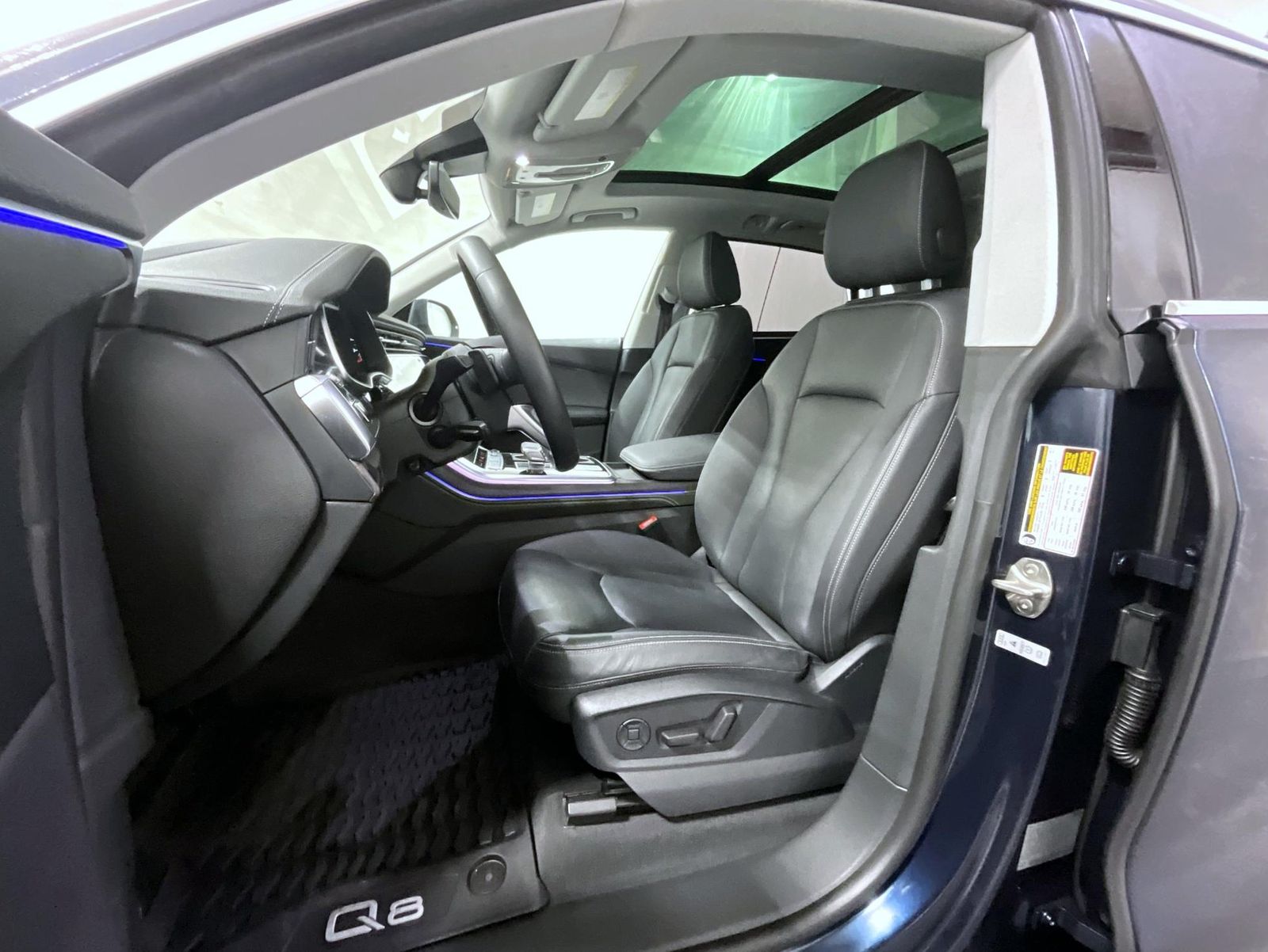 2023 Audi Q8 Prestige - Photo 11