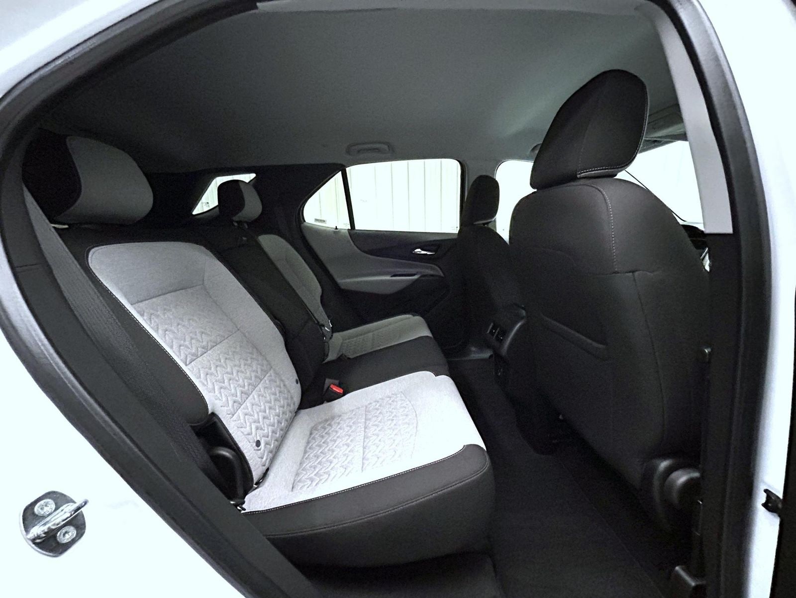 2023 Chevrolet Equinox LT - Photo 18