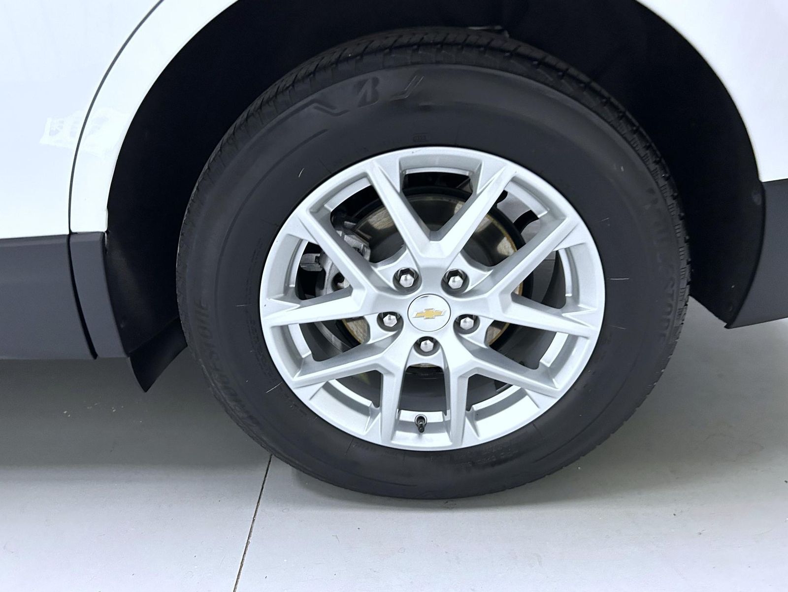 2023 Chevrolet Equinox LT - Photo 23
