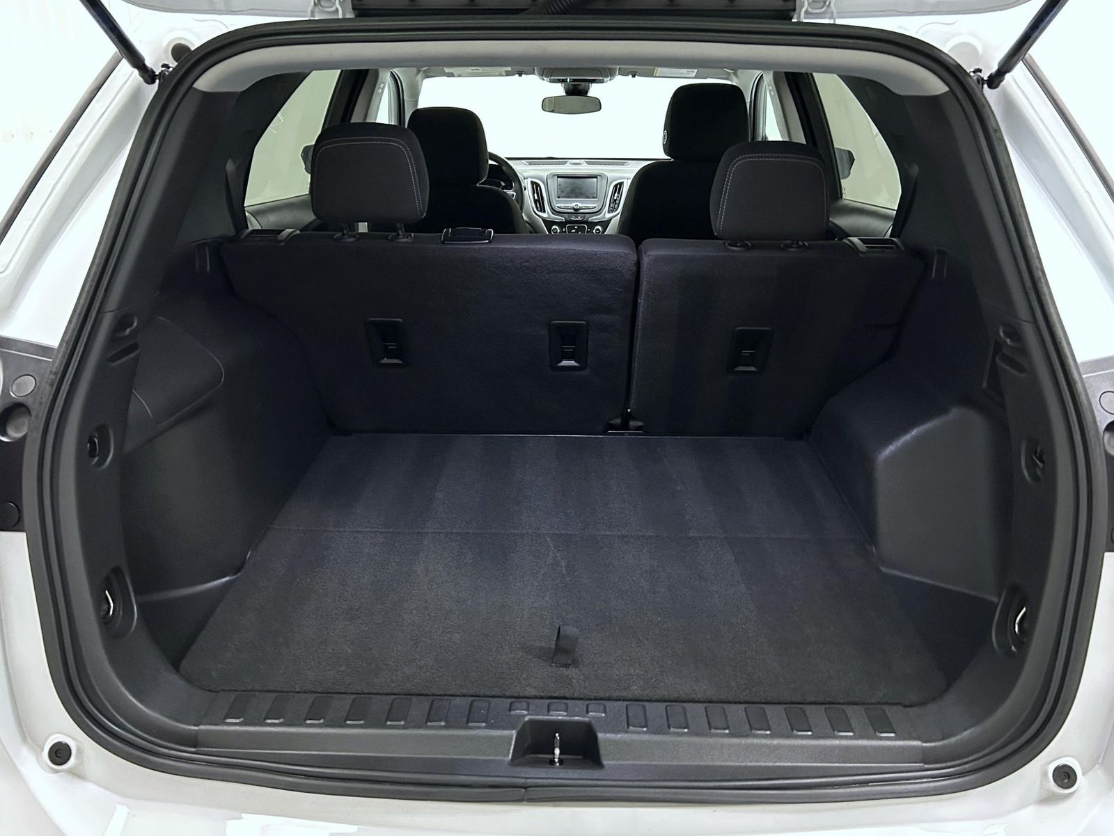2023 Chevrolet Equinox LT - Photo 22