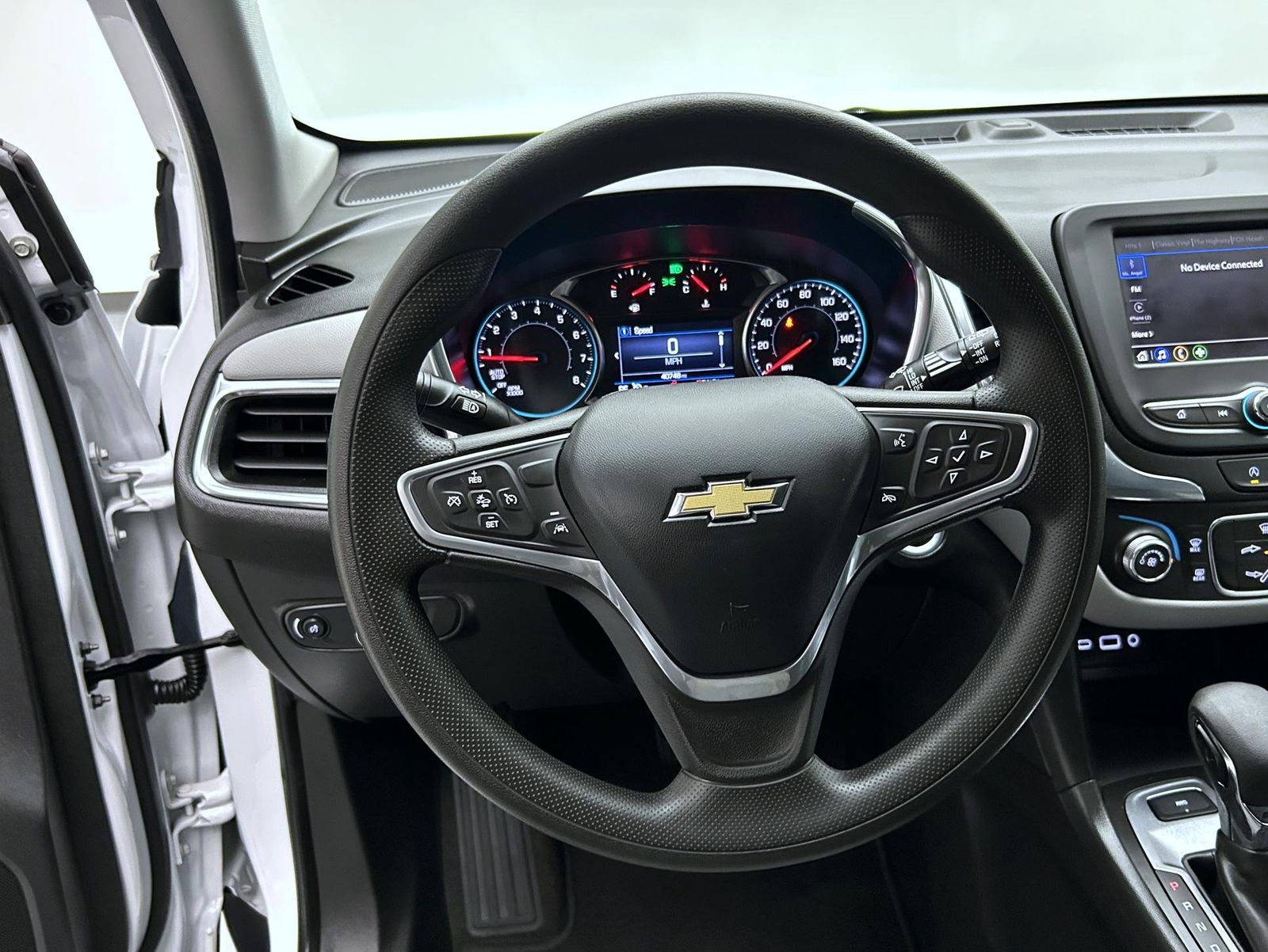 2023 Chevrolet Equinox LT - Photo 11