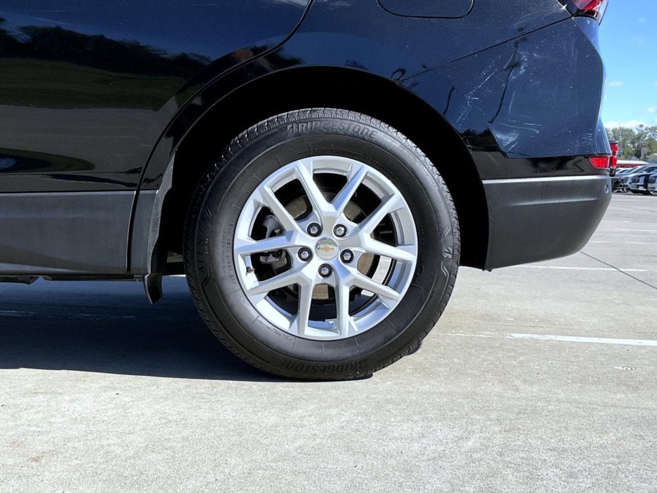 2024 Chevrolet Equinox LT - Photo 23