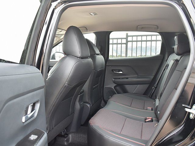 2026 Nissan KICKS SR AWD - Photo 8