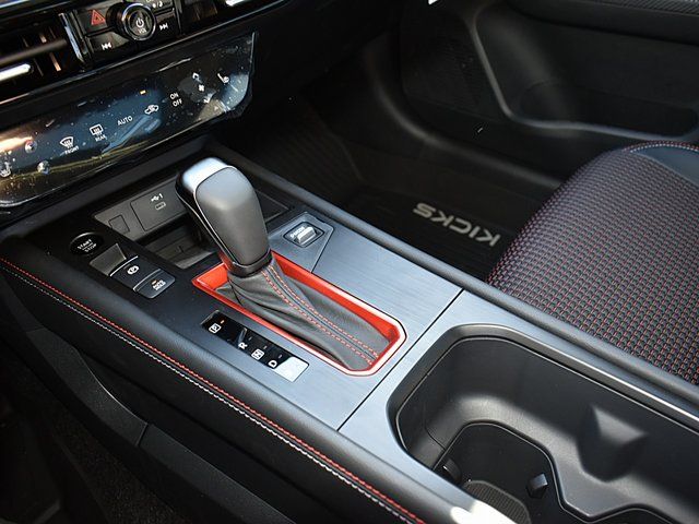 2026 Nissan KICKS SR AWD - Photo 12