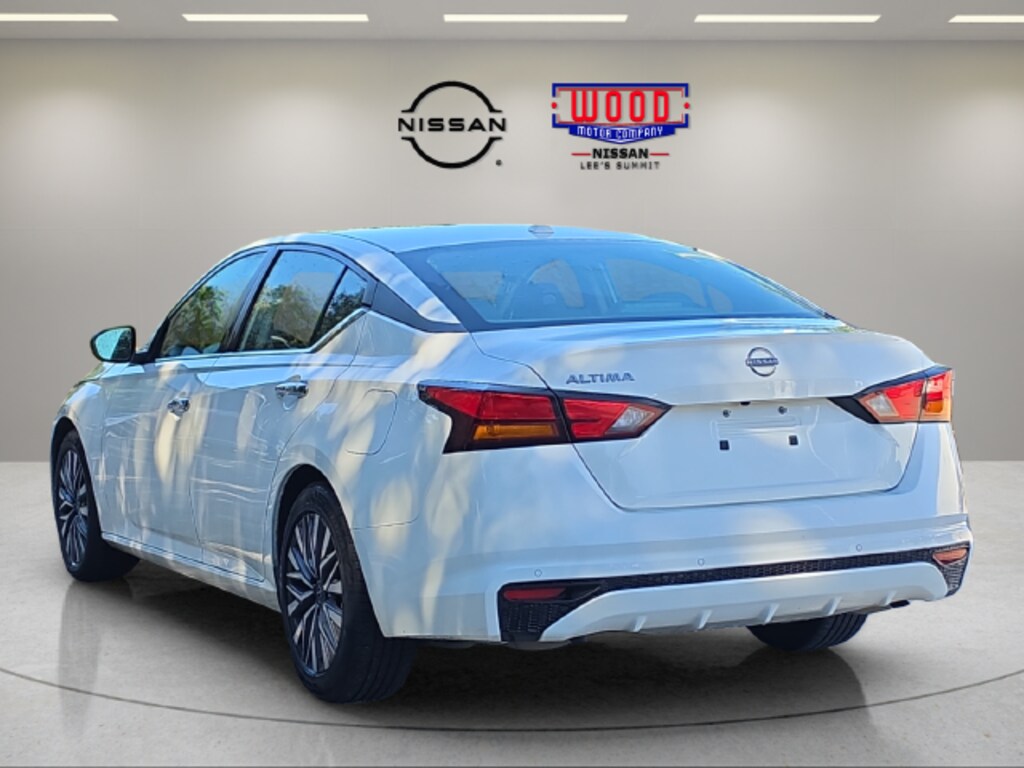 Used 2025 Nissan Altima 2.5 SV Sedan