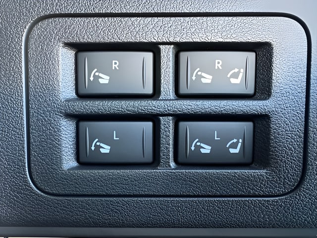 2026 Nissan Armada PRO-4X - Photo 28