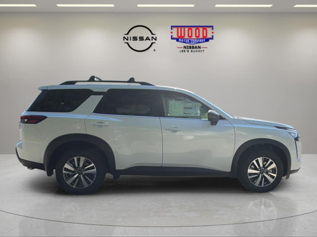 New 2026 Nissan Pathfinder SL SUV