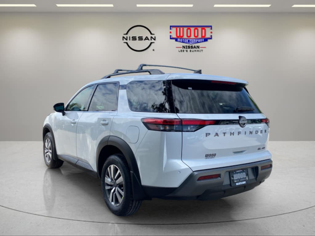 New 2026 Nissan Pathfinder SL SUV