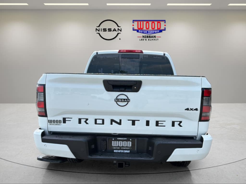 New 2026 Nissan Frontier SV Truck Crew Cab