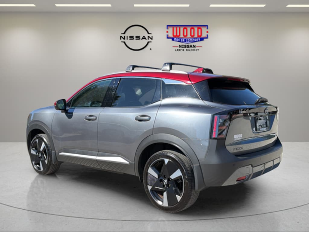 Used 2025 Nissan Kicks SR SUV