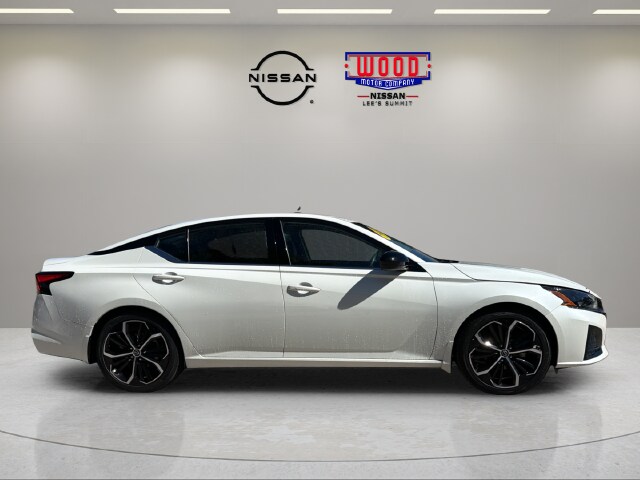 Used 2024 Nissan Altima SR with VIN 1N4BL4CV4RN312665 for sale in Kansas City