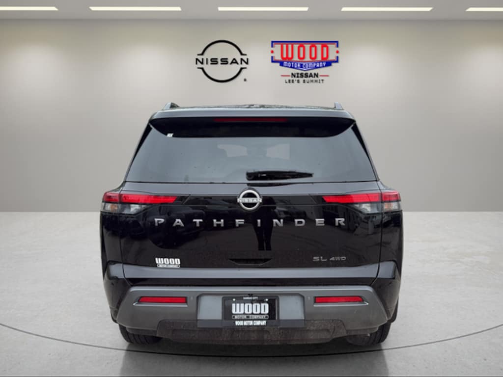 New 2026 Nissan Pathfinder SL SUV