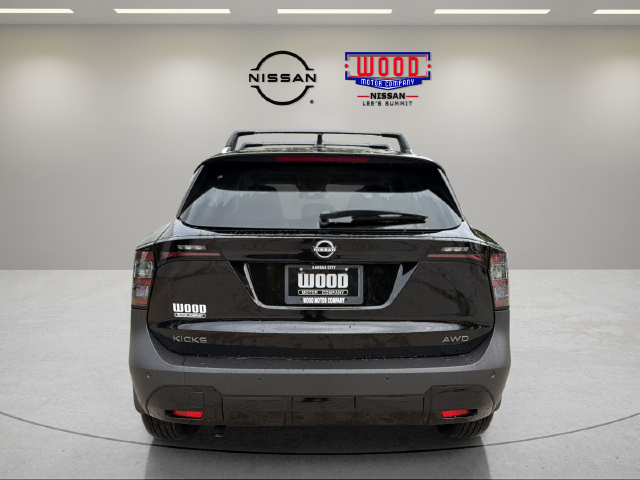 New 2027 Nissan Kicks SR SUV