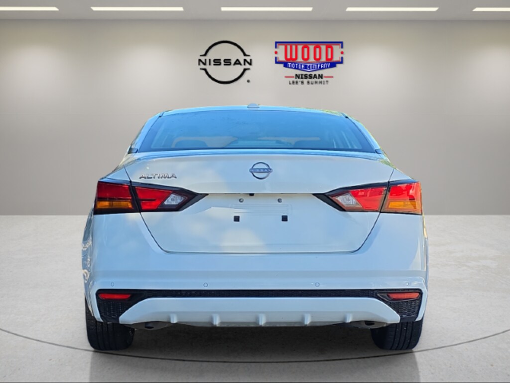 Used 2025 Nissan Altima 2.5 SV Sedan