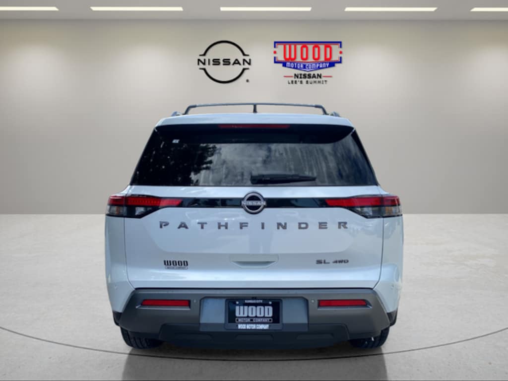 New 2026 Nissan Pathfinder SL SUV