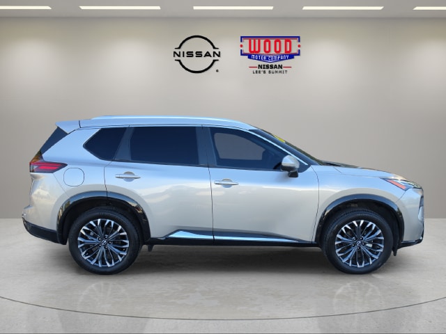Used 2026 Nissan Rogue Platinum with VIN JN8BT3DDXTW485042 for sale in Kansas City