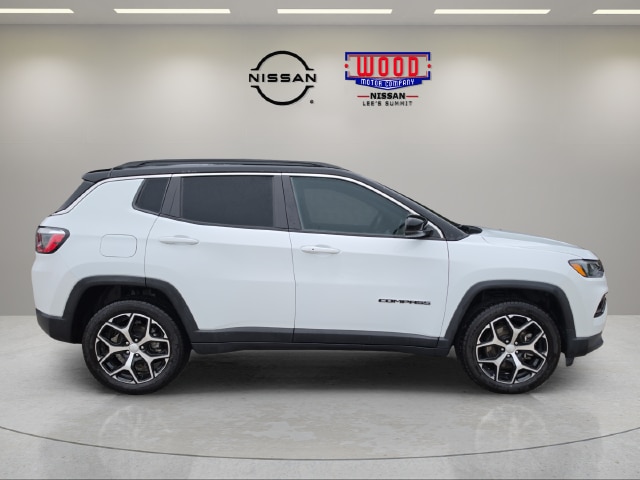 Used 2024 Jeep Compass Limited with VIN 3C4NJDCN3RT609293 for sale in Kansas City