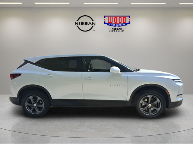 Used 2024 Chevrolet Blazer 2LT with VIN 3GNKBHR48RS193311 for sale in Kansas City