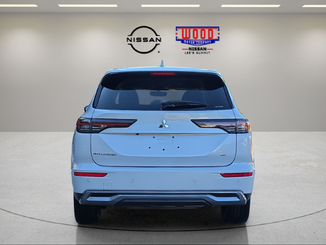 Used 2025 Mitsubishi Outlander SE SUV