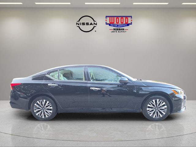 Used 2025 Nissan Altima SV with VIN 1N4BL4DV7SN330548 for sale in Kansas City