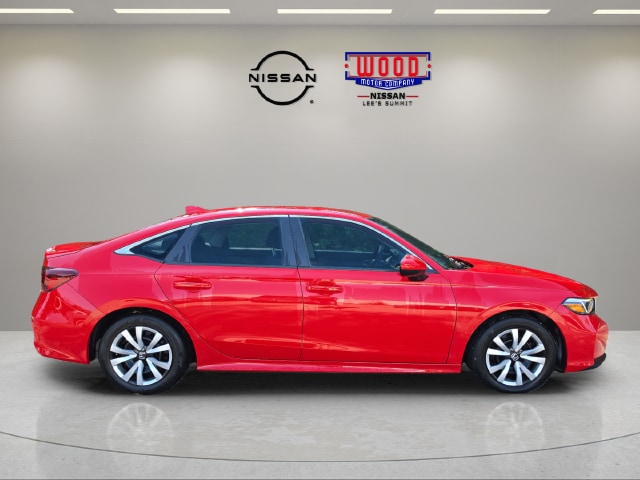 Used 2025 Honda Civic LX with VIN 2HGFE2F28SH567623 for sale in Kansas City