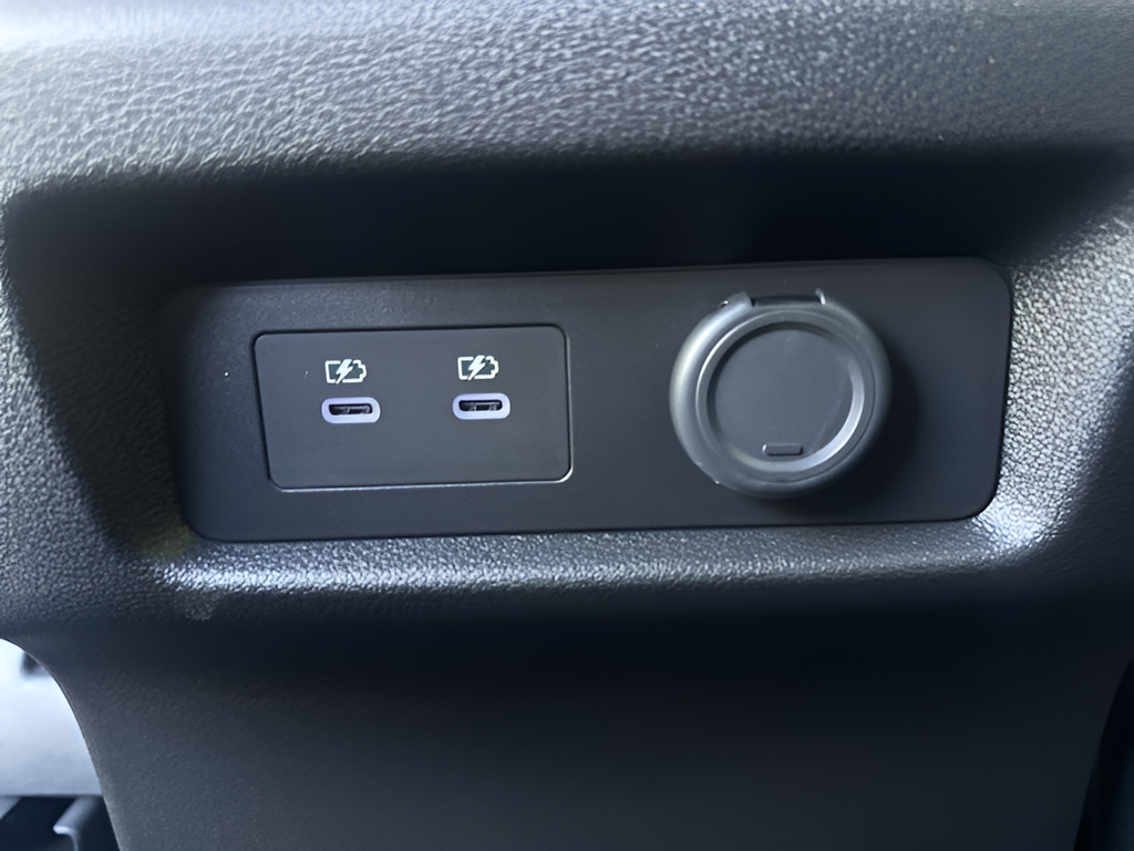 2026 Nissan Armada PRO-4X - Photo 23