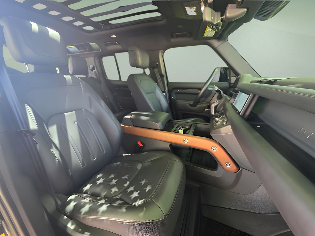2020 Land Rover Defender X - Photo 11