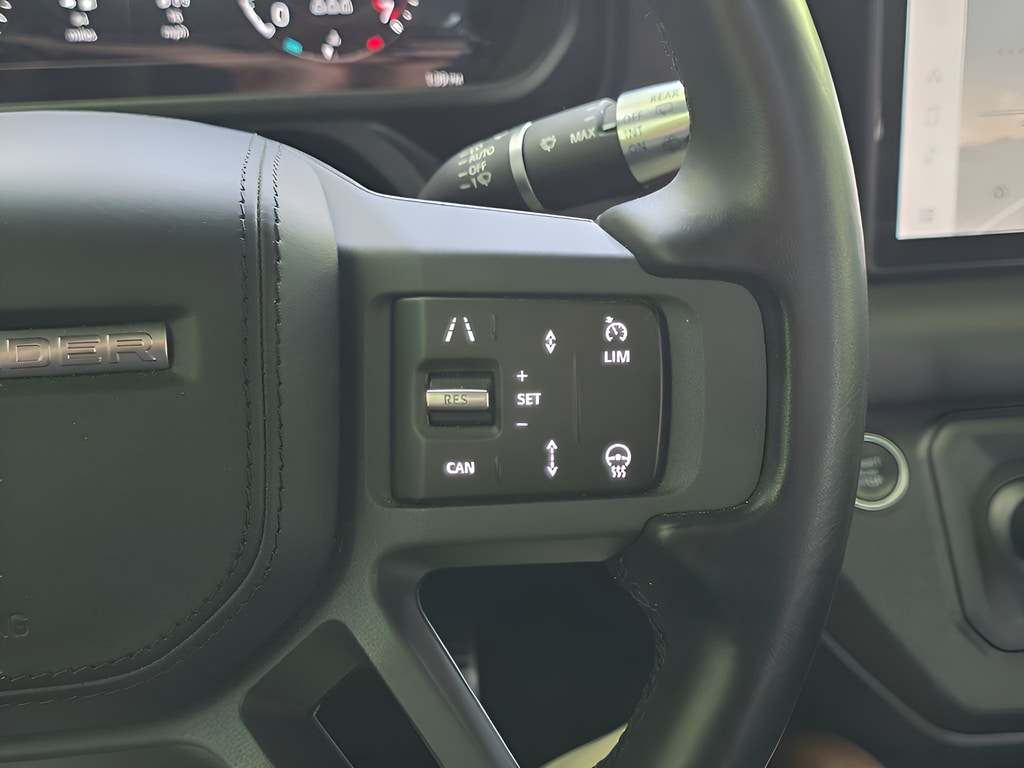 2020 Land Rover Defender X - Photo 19