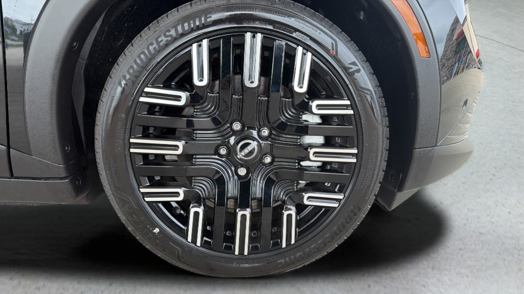 2026 Nissan LEAF Platinum+ - Photo 12