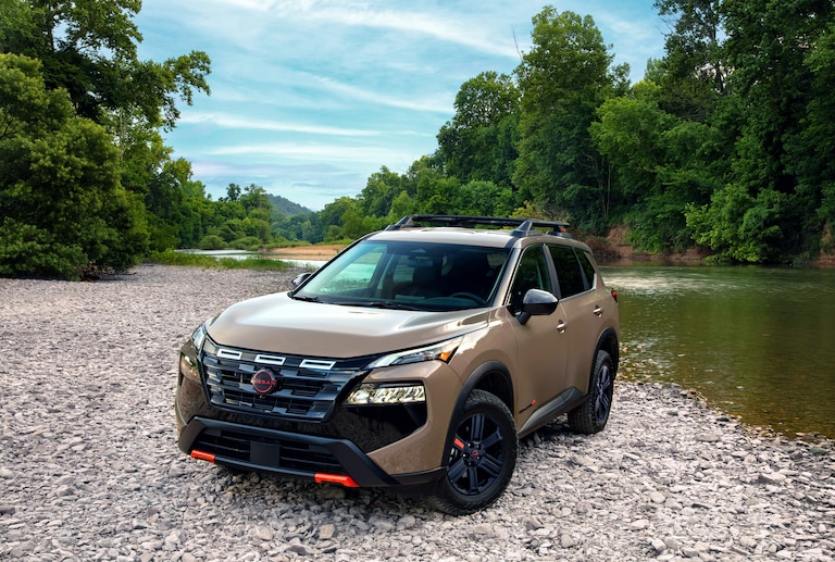 Wood Nissan of Tiffany Springs