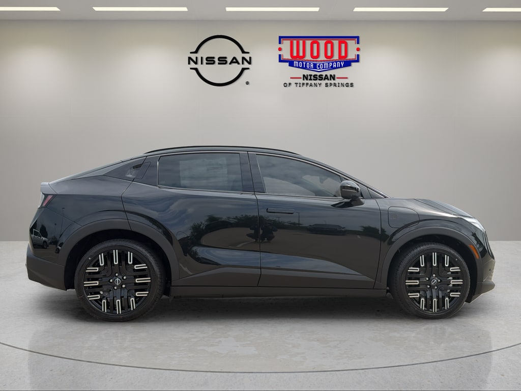 2026 Nissan LEAF Platinum+ - Photo 2