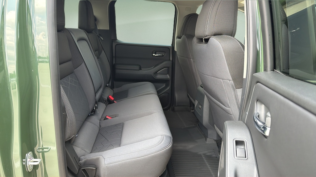 2026 Nissan Frontier SV - Photo 12