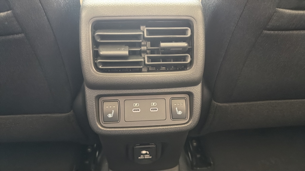 2026 Nissan LEAF Platinum+ - Photo 22