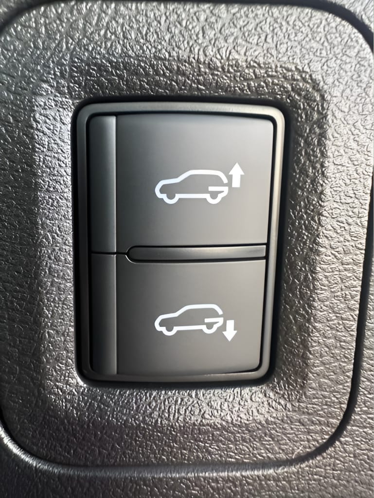 2026 Nissan Armada PRO-4X - Photo 33