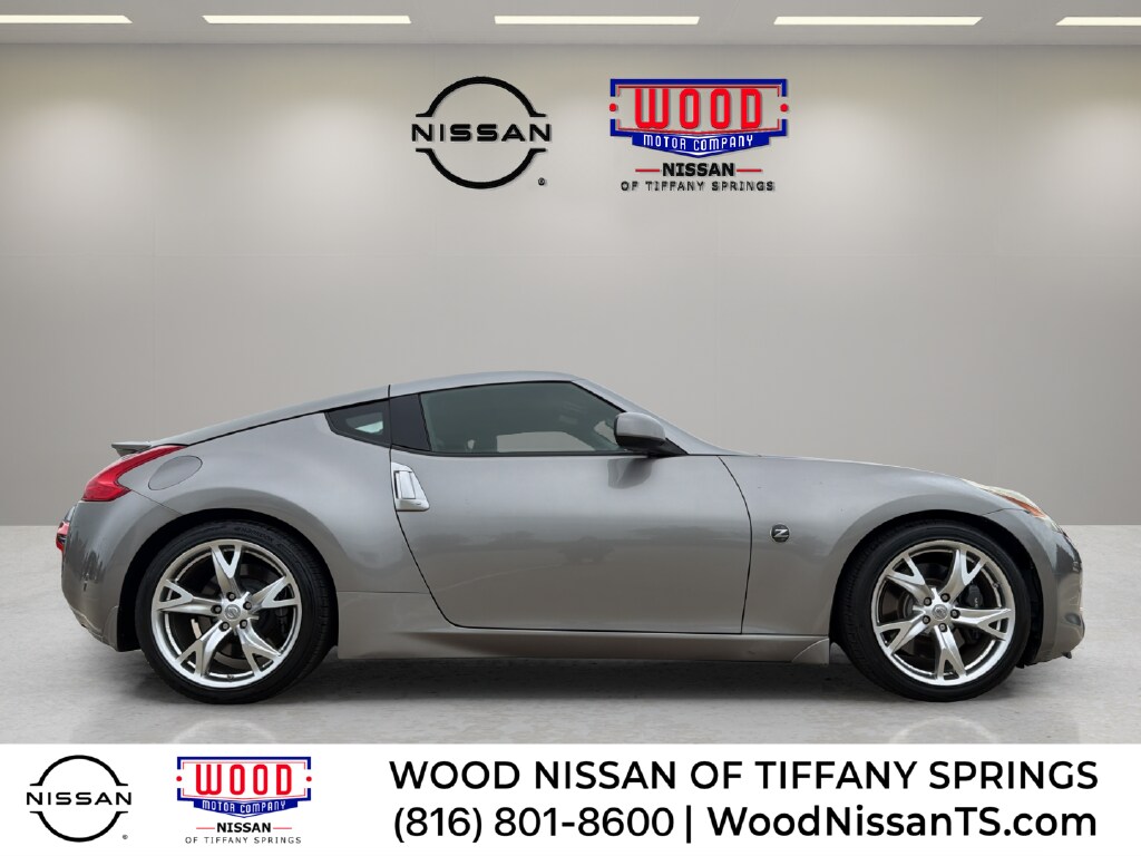 Used 2009 Nissan 370Z Base Coupe