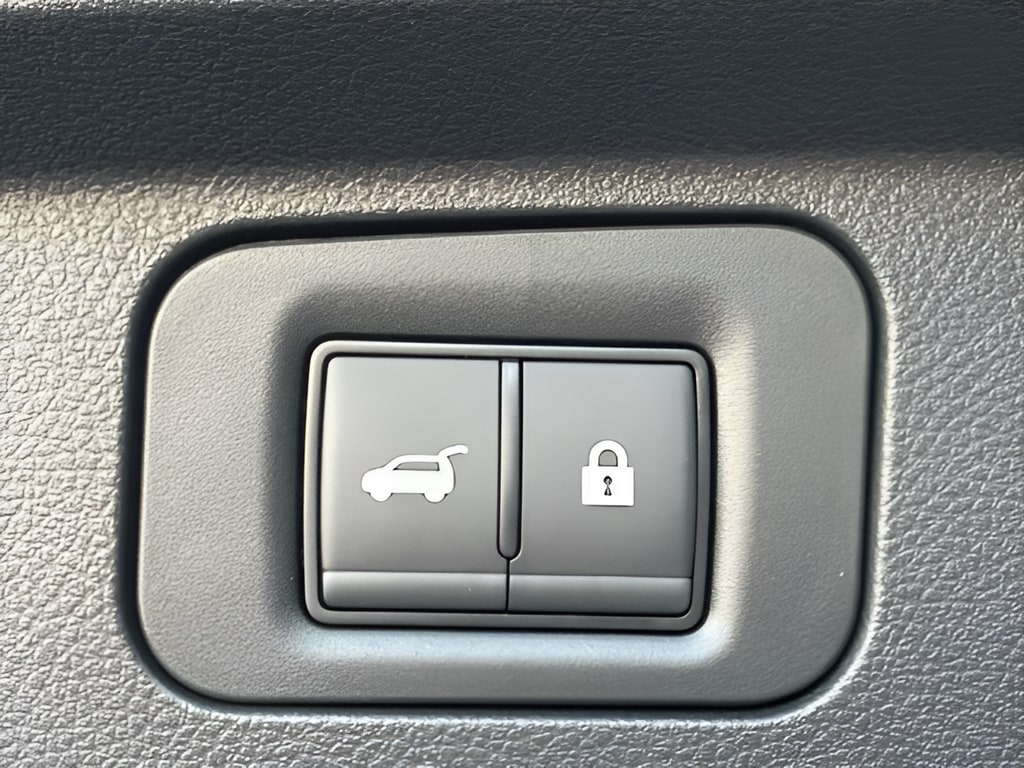 2026 Nissan Armada PRO-4X - Photo 35