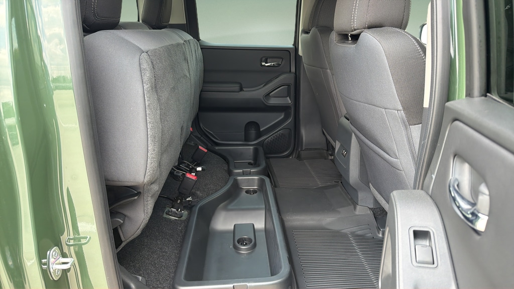 2026 Nissan Frontier SV - Photo 14