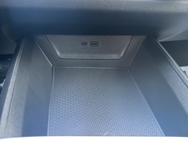 2026 Chevrolet Equinox LT - Photo 31