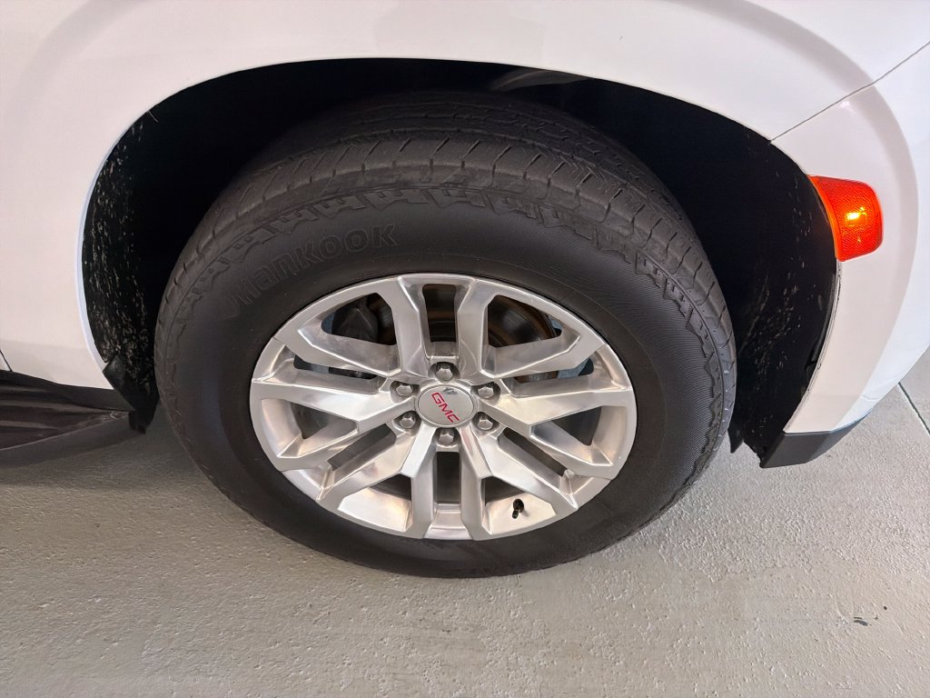 Used 2022 GMC Yukon SLT SUV