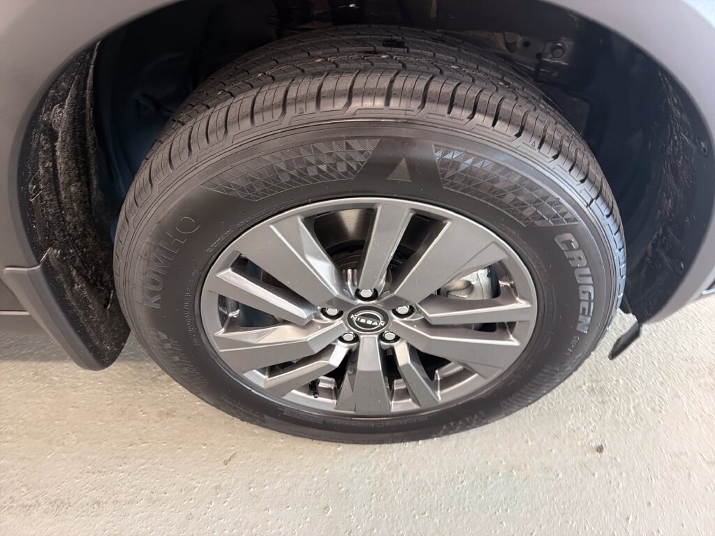 New 2026 Nissan Pathfinder SV SUV