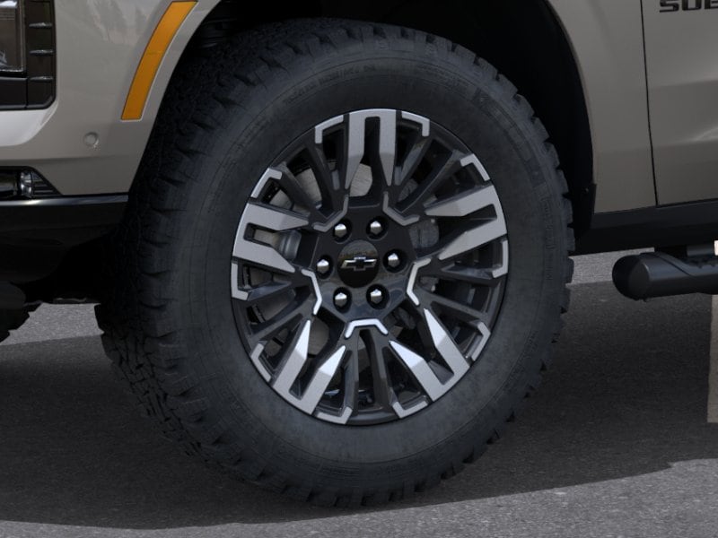 2027 Chevrolet Suburban Z71 - Photo 9