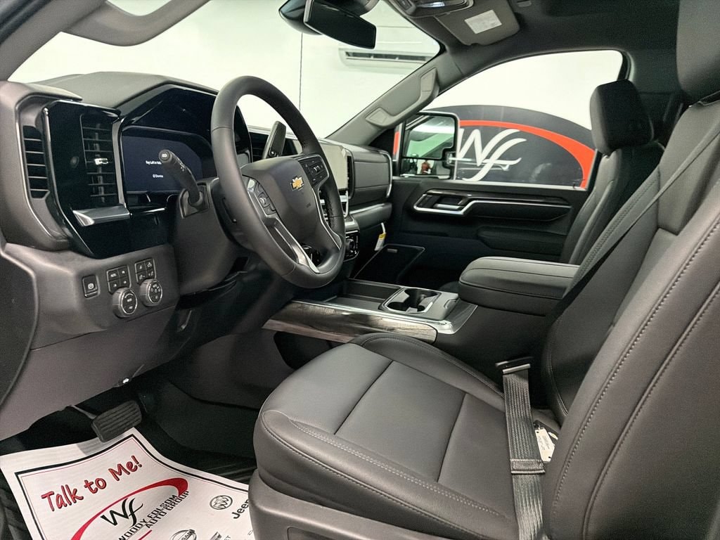 2026 Chevrolet Silverado 2500 HD LTZ - Photo 11