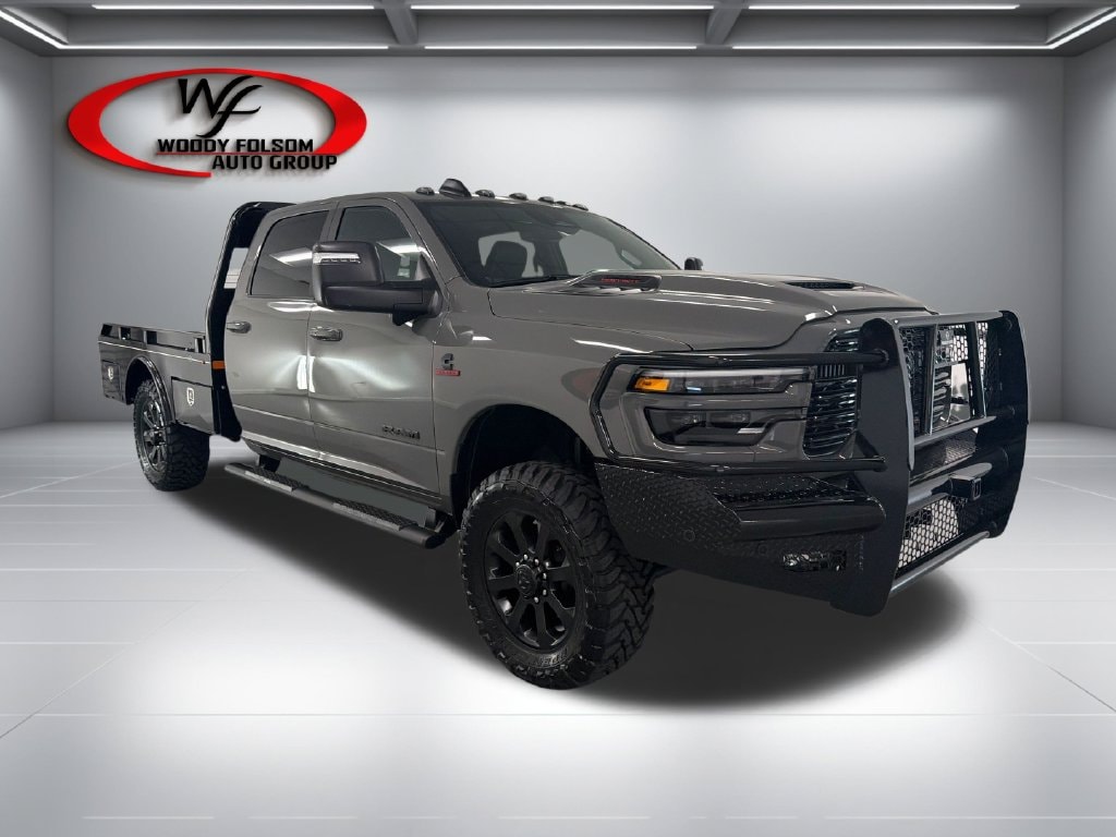 New 2026 Ram 3500 LARAMIE CREW CAB 4X4 8' BOX Pickup
