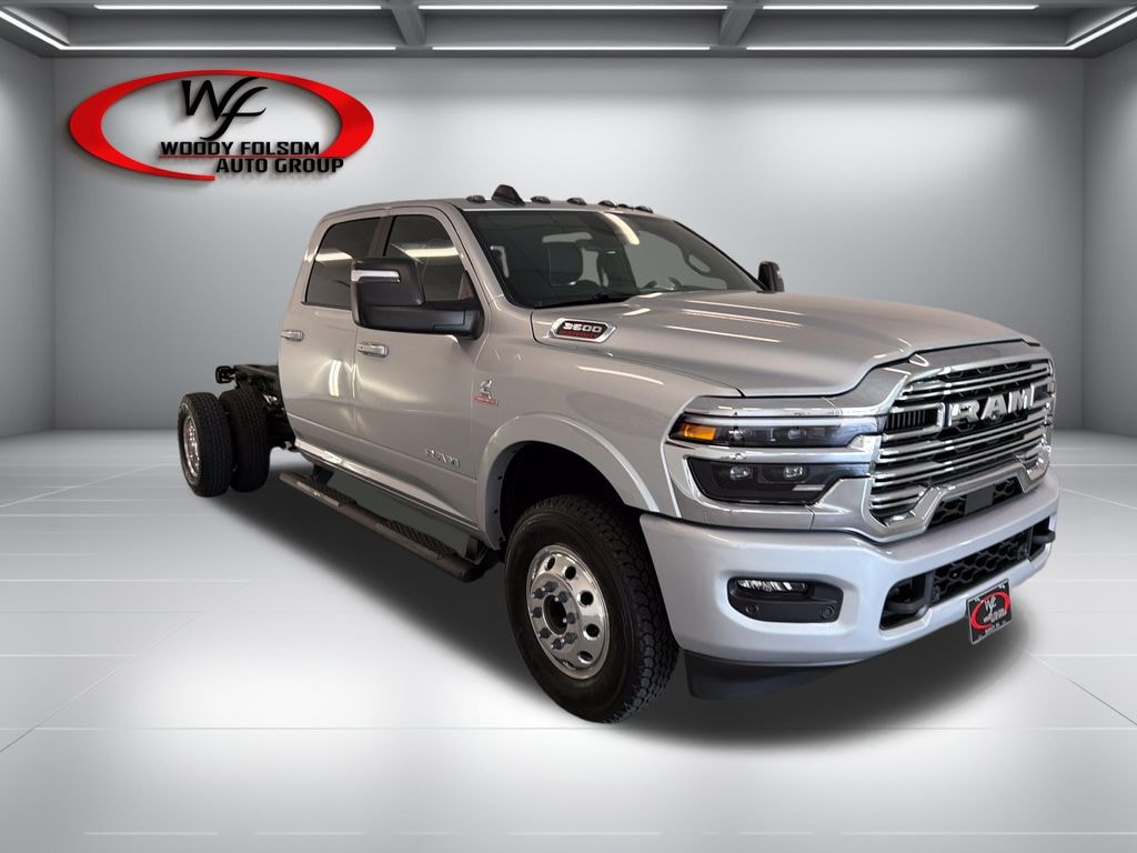 New 2027 Ram 3500 Chassis Cab BIG HORN CREW 4X4 60' CA Pickup