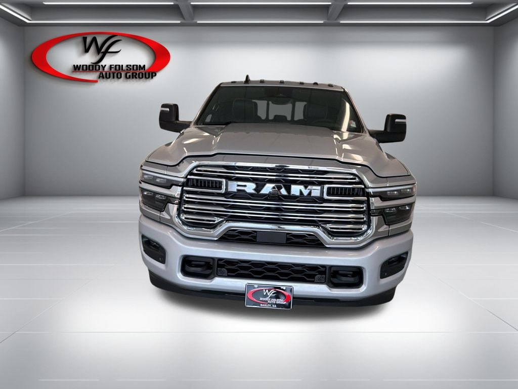 New 2027 Ram 3500 Chassis Cab BIG HORN CREW 4X4 60' CA Pickup
