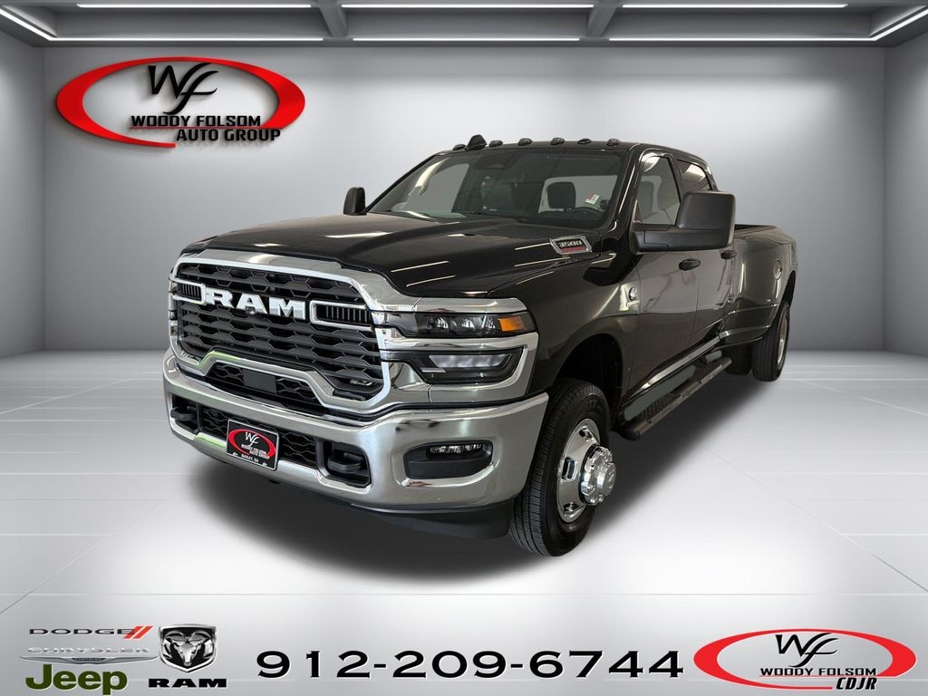 New 2027 Ram 3500 TRADESMAN CREW CAB 4X4 8' BOX Pickup
