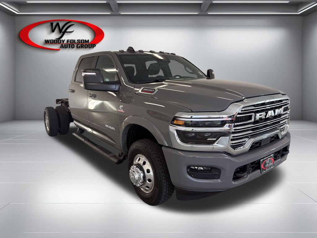 New 2027 Ram 3500 Chassis Cab BIG HORN CREW 4X4 60' CA Pickup