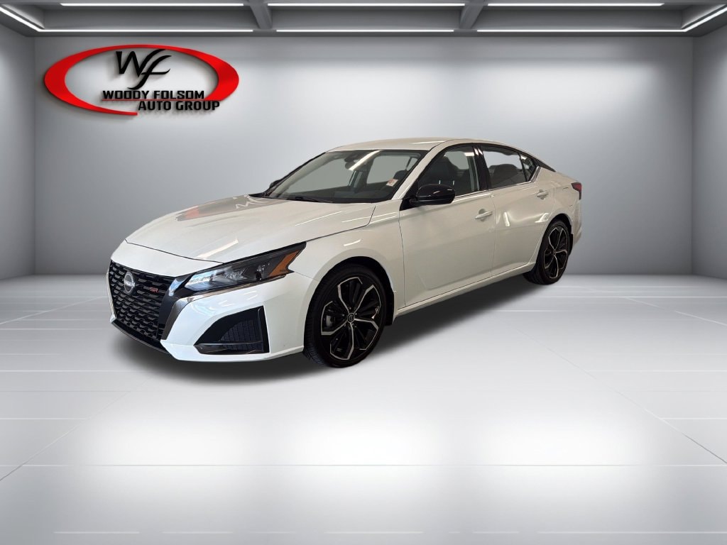 Used 2025 Nissan Altima 2.5 SR Sedan