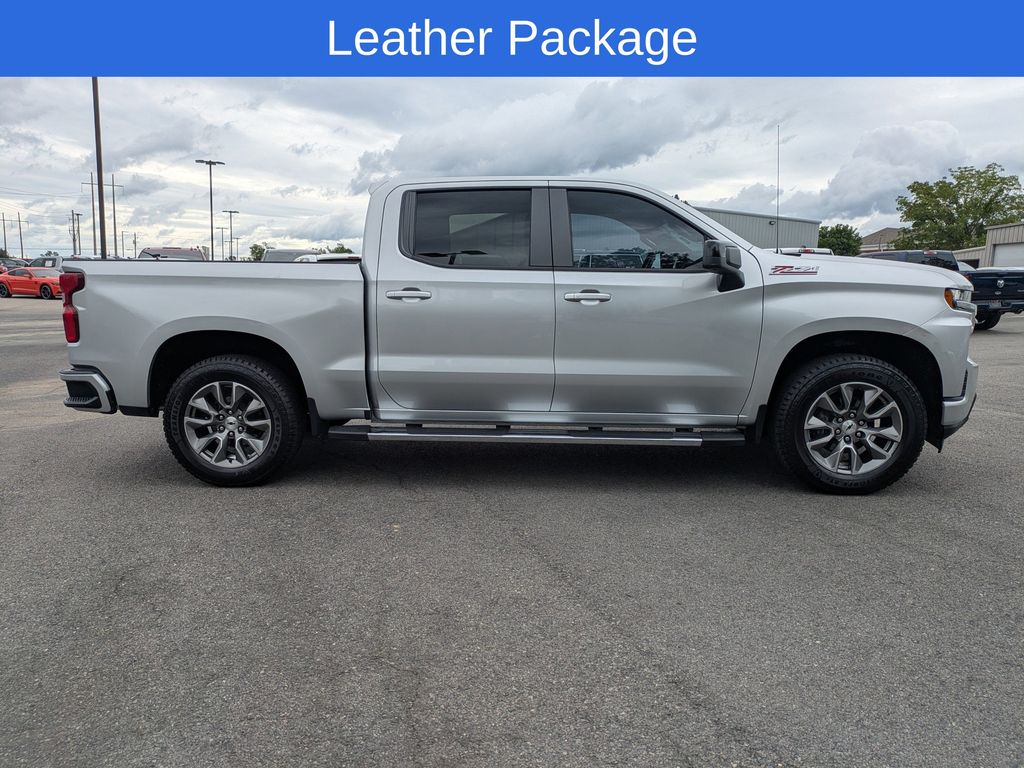 2020 Chevrolet Silverado 1500 RST - Photo 2