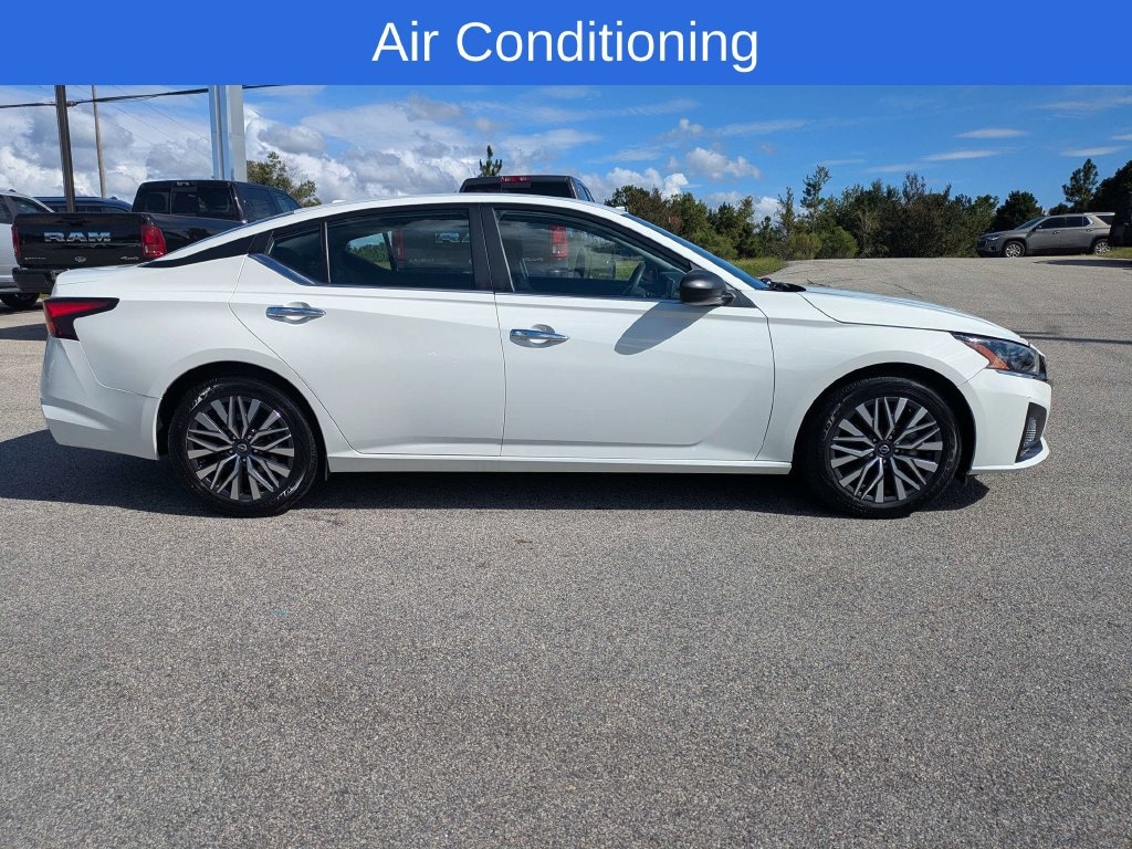 Used 2025 Nissan Altima 2.5 SV Sedan